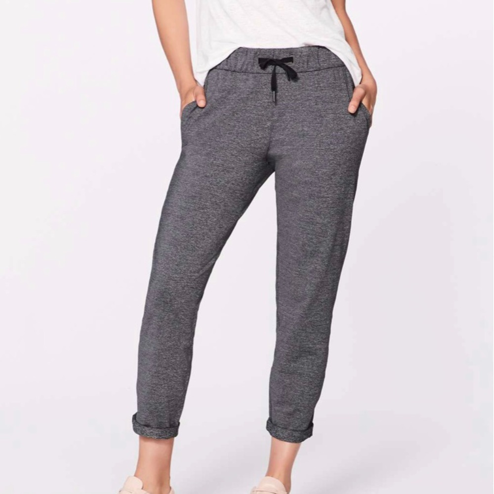 lululemon athletica Women's Heathered Charcoal Joggers